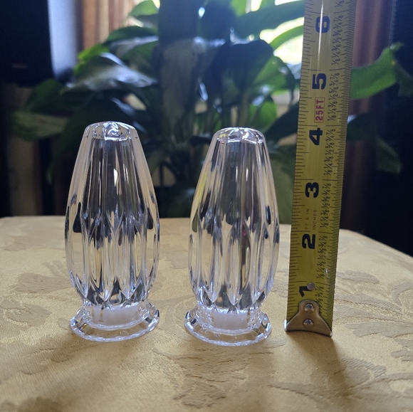NWOT, Mikasa Park Lane Salt and Pepper Shaker set - Picture 2 of 3